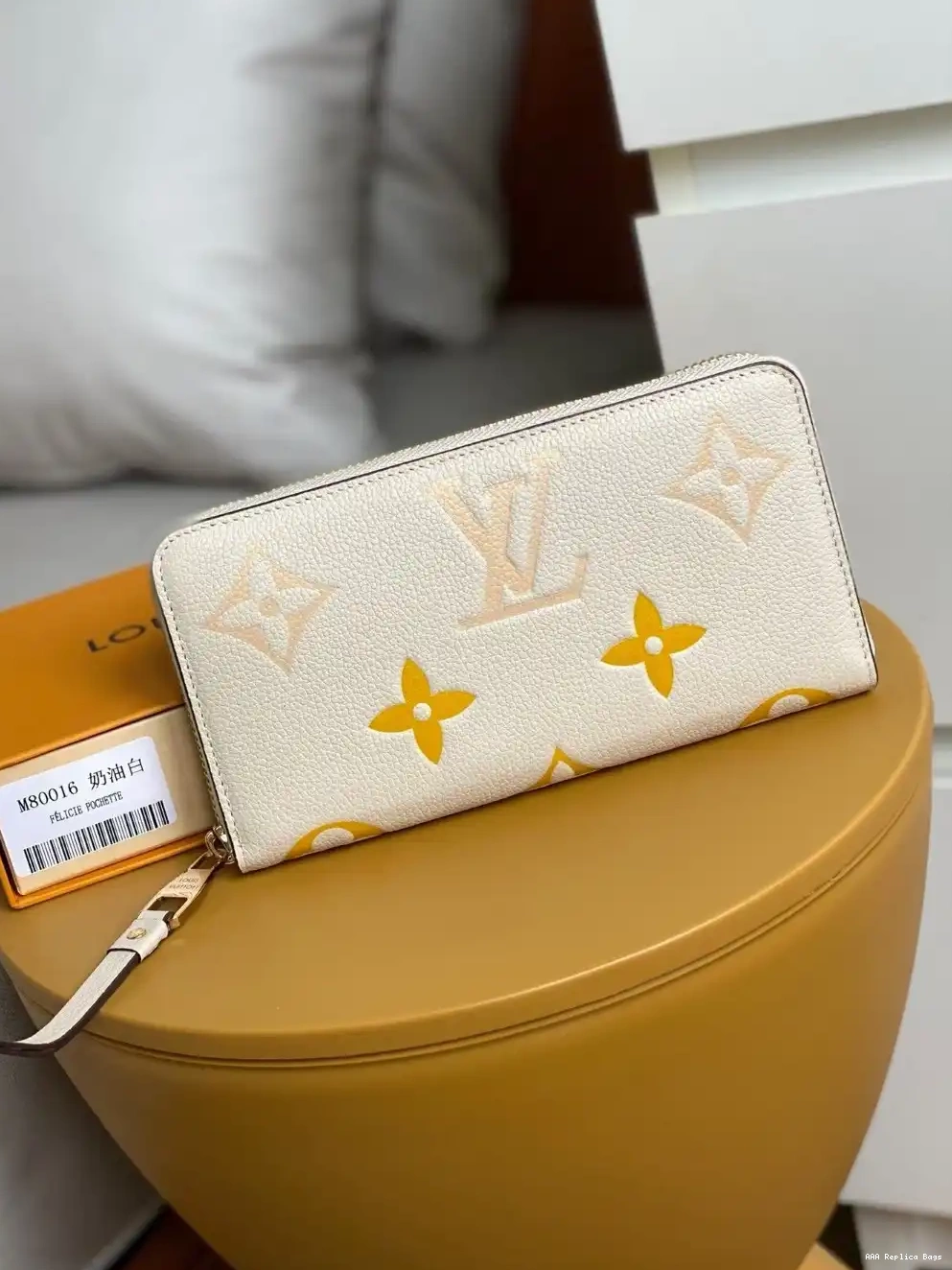 Aaa replica ru VUITTON ZIPPY LOUIS WALLET 0619